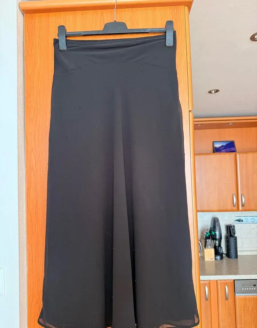 Elegantní, společenská sukně