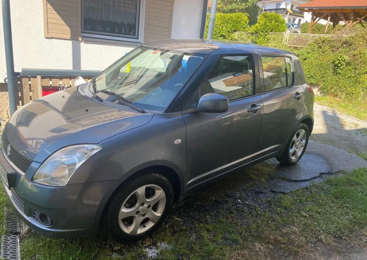 Suzki Swift 4x4 benzin 1,3 i