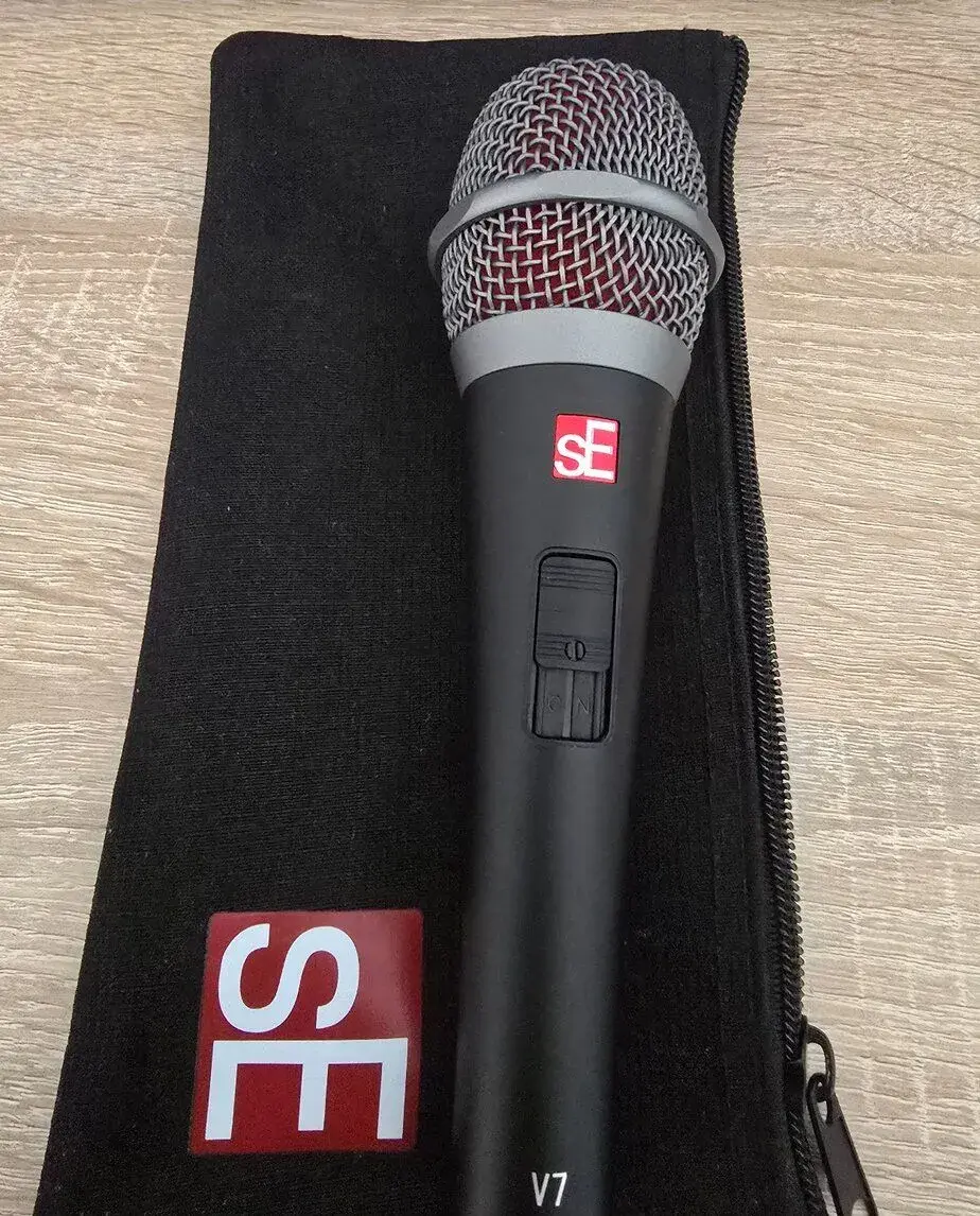 MIKROFON SE V7