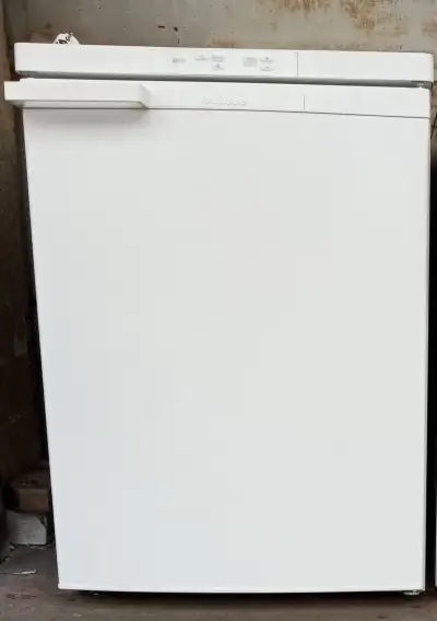 Mrazák Miele - šíroký 60 cm skoro NOVÝ