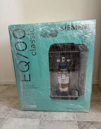 Kávovar Siemens EQ700 Classic TP713R19 – nový, nerozbalený