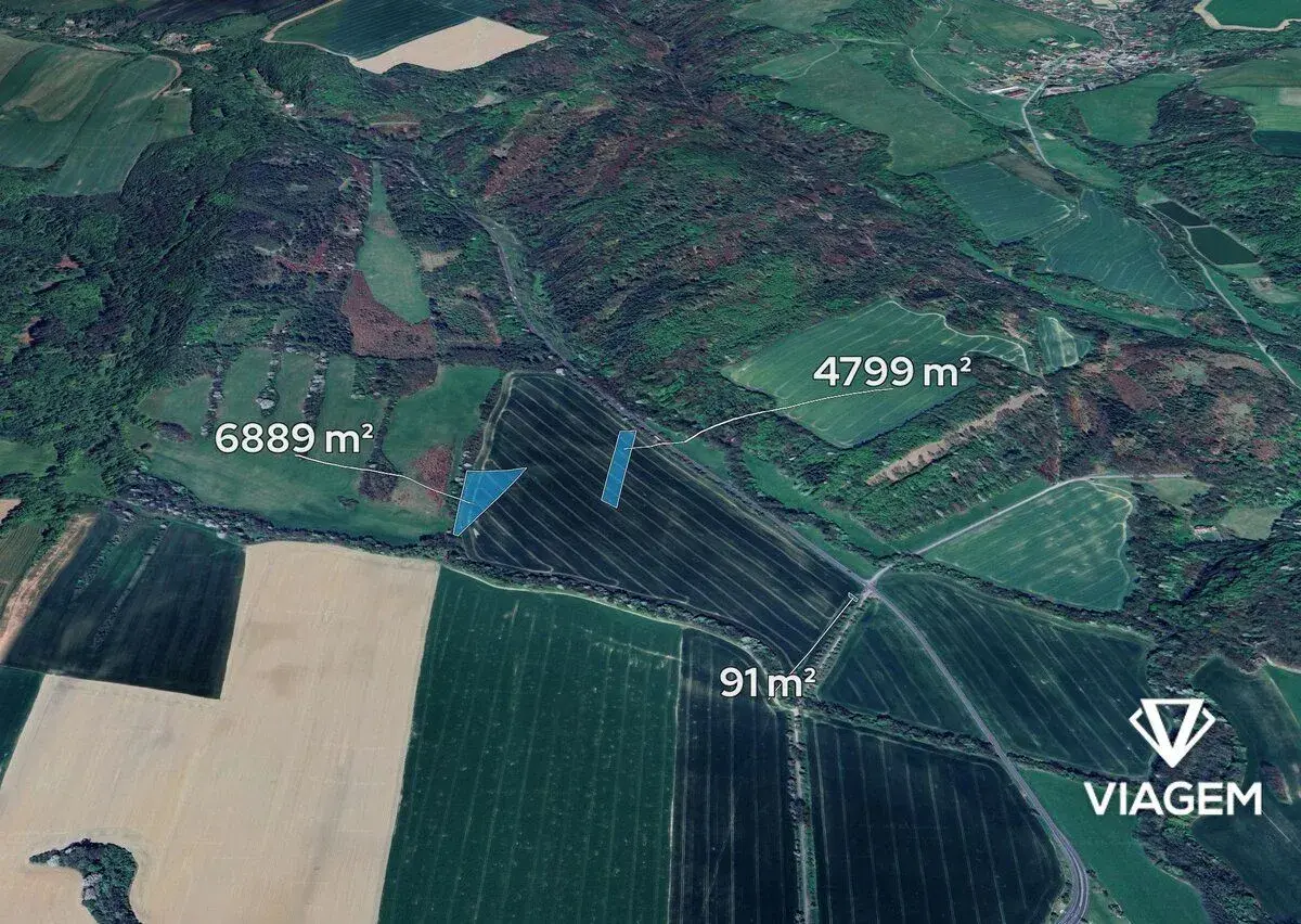 Pole 11 779 m², Podíl 8 % o výměře 1 019 m²