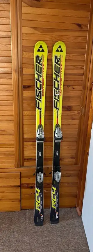 FISCHER RC4 COMPETITION PRO RF SP 175 + VÁZÁNÍ: FS 10 RF