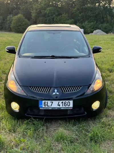 Mitsubishi Grandis – 2006, 323 000 km
