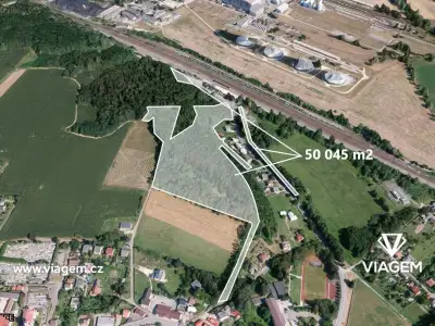 Les 50 045 m², Podíl 50 % o výměře 25 023 m²
