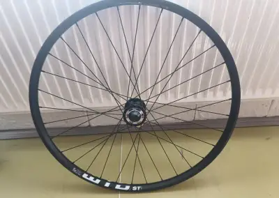 Přední kolo 27,5"
