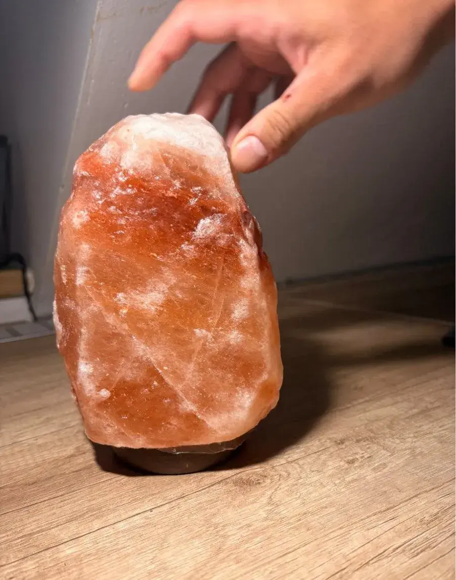 Velká himálajská solná lampa