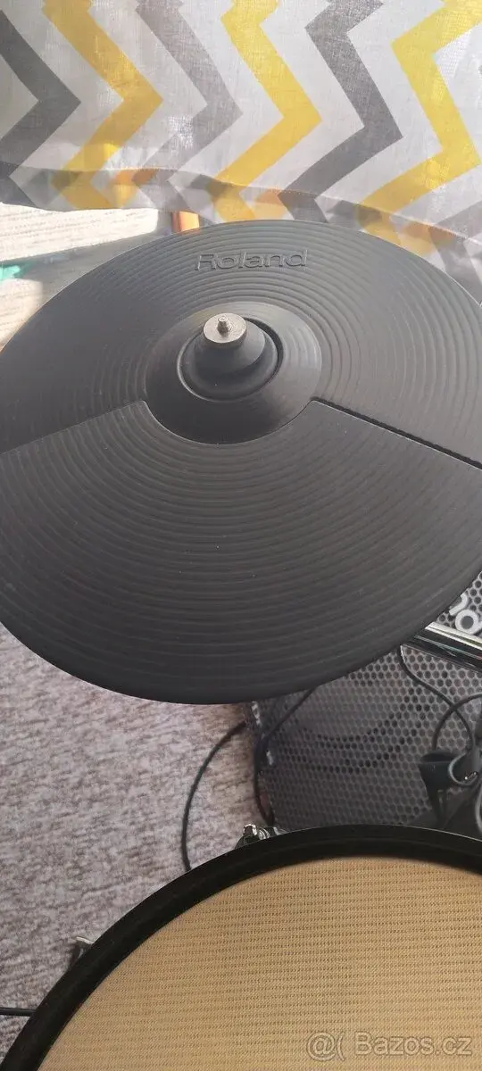 Elektronický činel Roland CY-5.