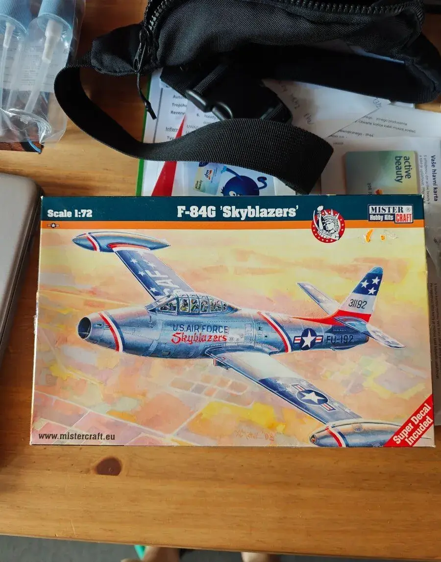Plastikový model Republic F-84G 'Skyblazers' 1:72 (MisterC
