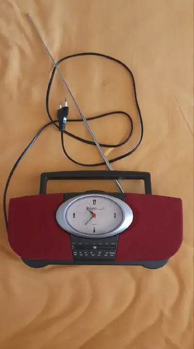 RÁDIO BUDÍK RETRO, RÁDIO S VĚTŠÍM REPRODUKTOREM A MINI RÁDIO