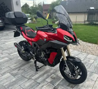 BMW S1000XR