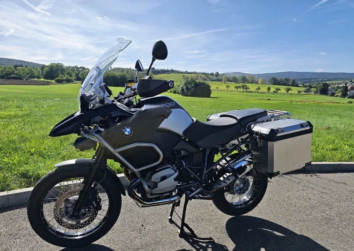 BMW R 1200 GS Adventure Triple black DOHC 1.Majitel