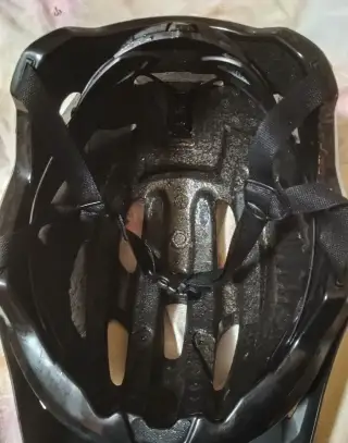 Mtb prilba Bell camo