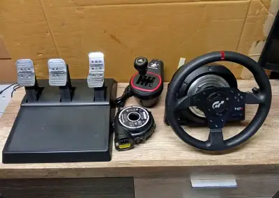 Thrustmaster T-GT II základna, T300 věnec, TH8S