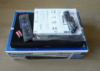 NOVÝ a NEPOUŽITÝ - DVD a HDD rekordér PANASONIC DMR-EX773