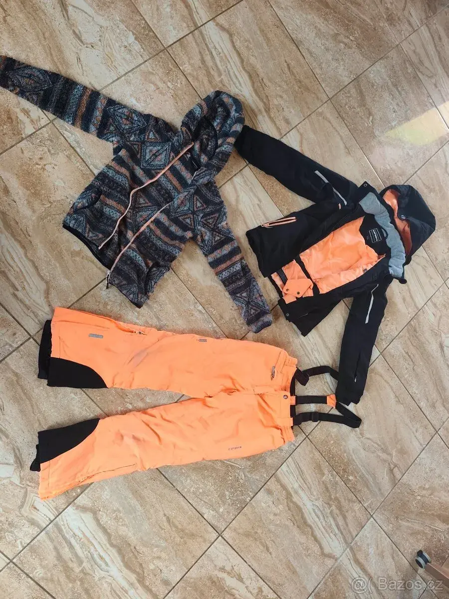 Lyžařský set bunda mikina kalhoty Icepeak 140 9-10 let
