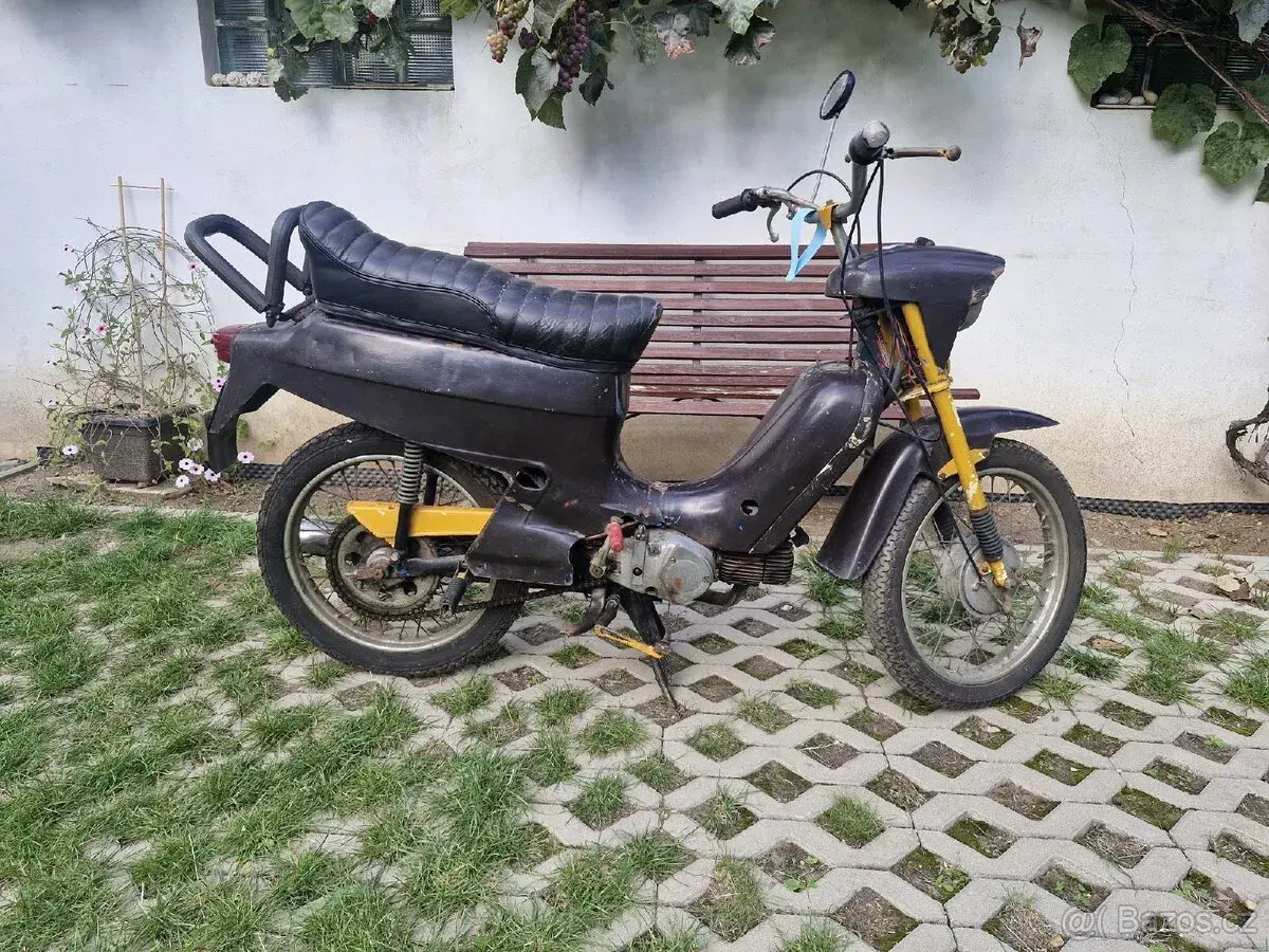 Jawa 50 / 220