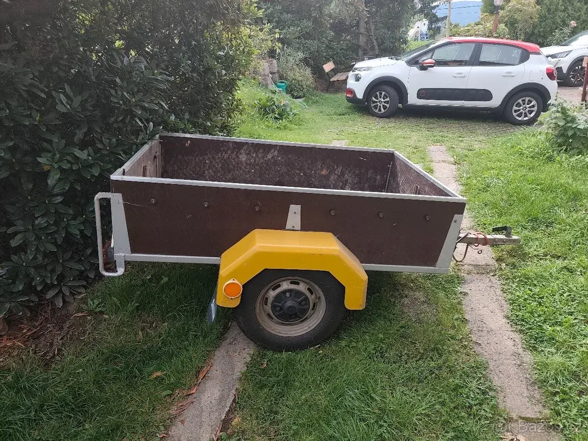 Přívěsný vozík do 750kg