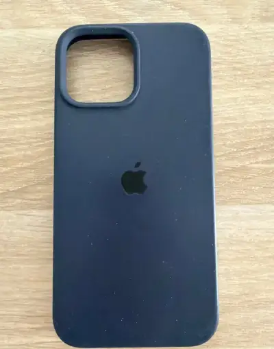 Orig. Silikonový kryt na iPhone 13 Pro Max