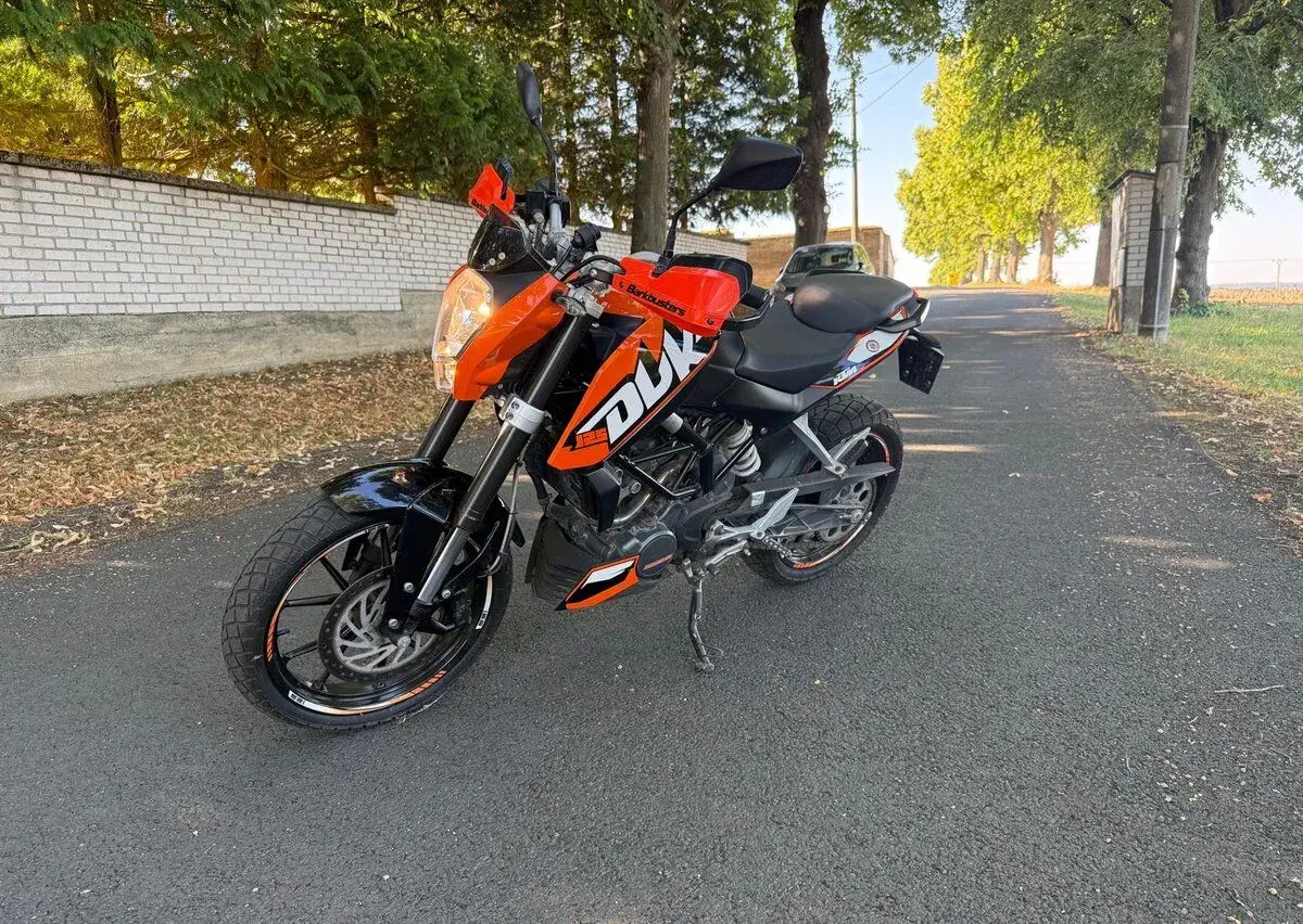 KTM Duke 125