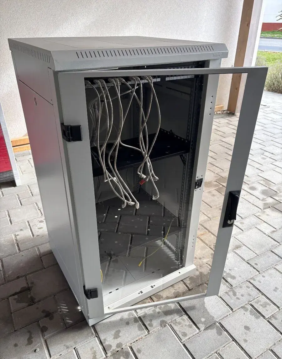 Rack - IT rozvaděč Triton 19'' RMA 22U, 600x600mm, IP20
