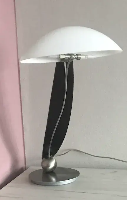 stolová lampa