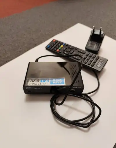 setop box Emos em190-s