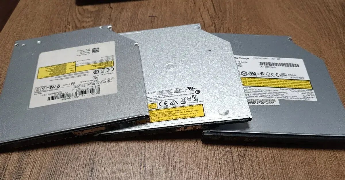 3x DVD mechanika pro notebooky