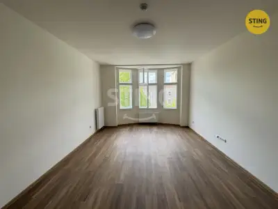 Pronájem bytu 1KK, 47m2, 3NP, po kompletní rekonstru, 135599