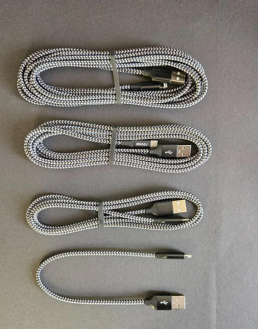 Apple iPhone iPad USB kabely Lightning