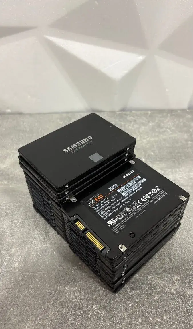 23 X KUSY Samsung 870-860 EVO SSD 250GB