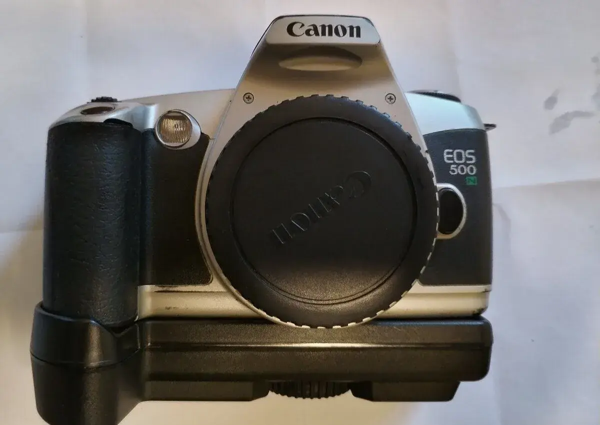 Canob eos 500N + battery grip