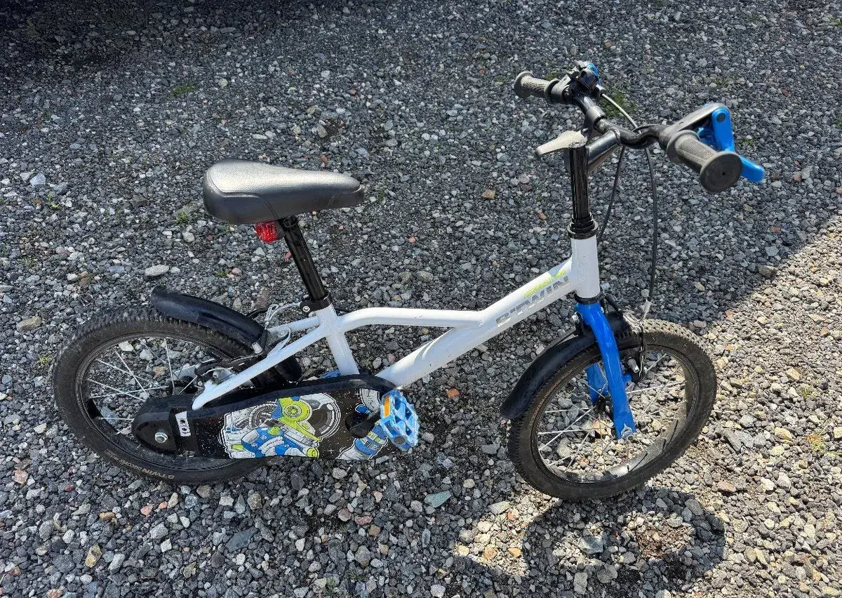 Dětské chlapecké kolo 16
