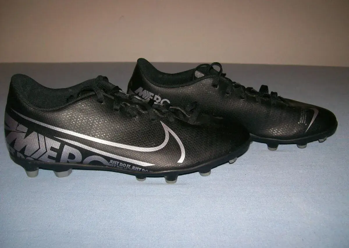 Kopačky NIKE MERCURIAL - č. 40