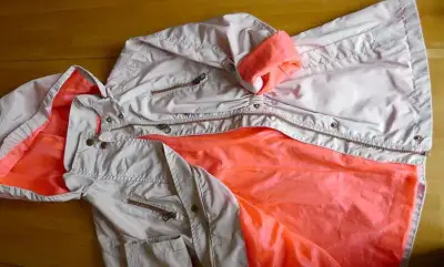 Dívčí jarní / podzimní bunda Reserved vel. 140