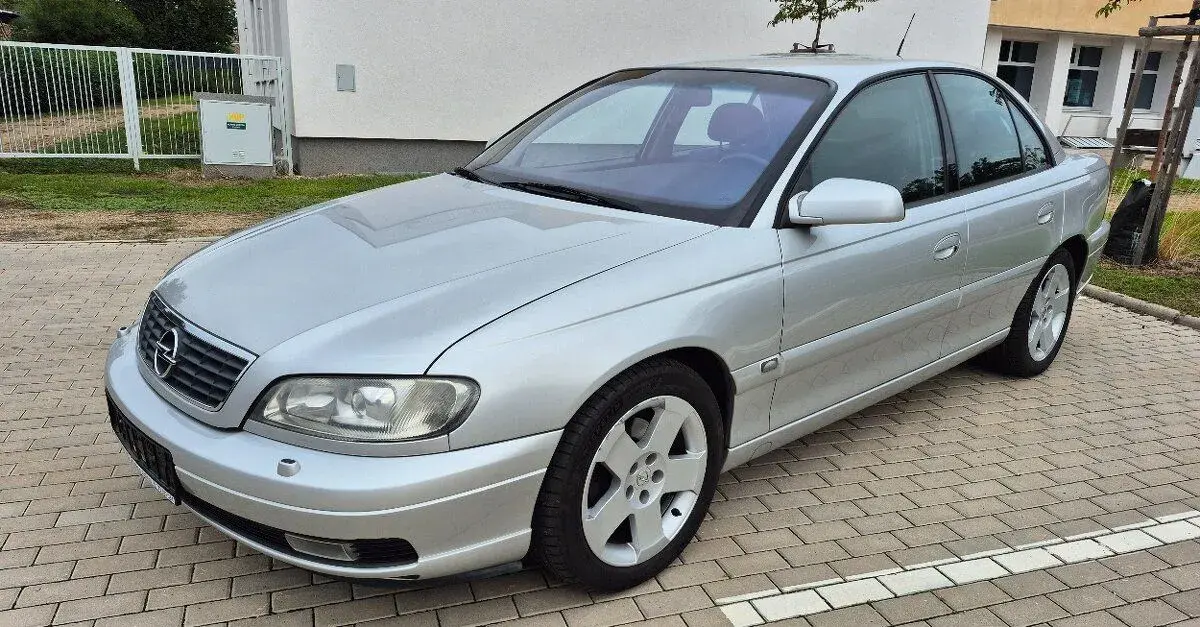 Opel Omega – 2001, 245 000 km