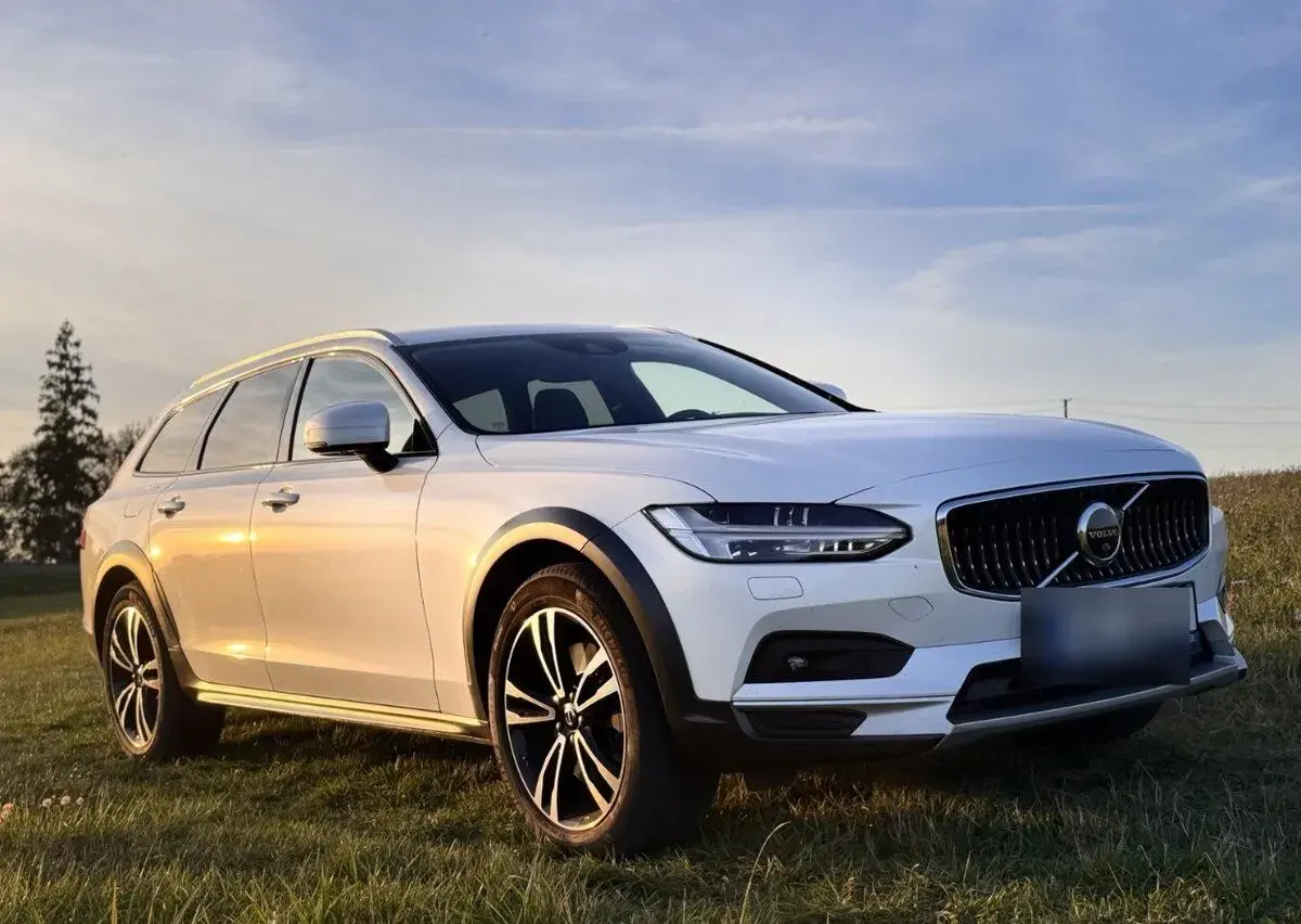 Volvo V90 – 2021, 112 000 km