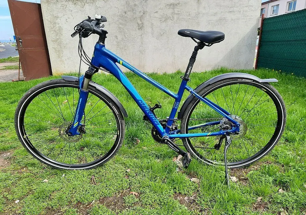 Merida Crossway 500 - trekové kolo