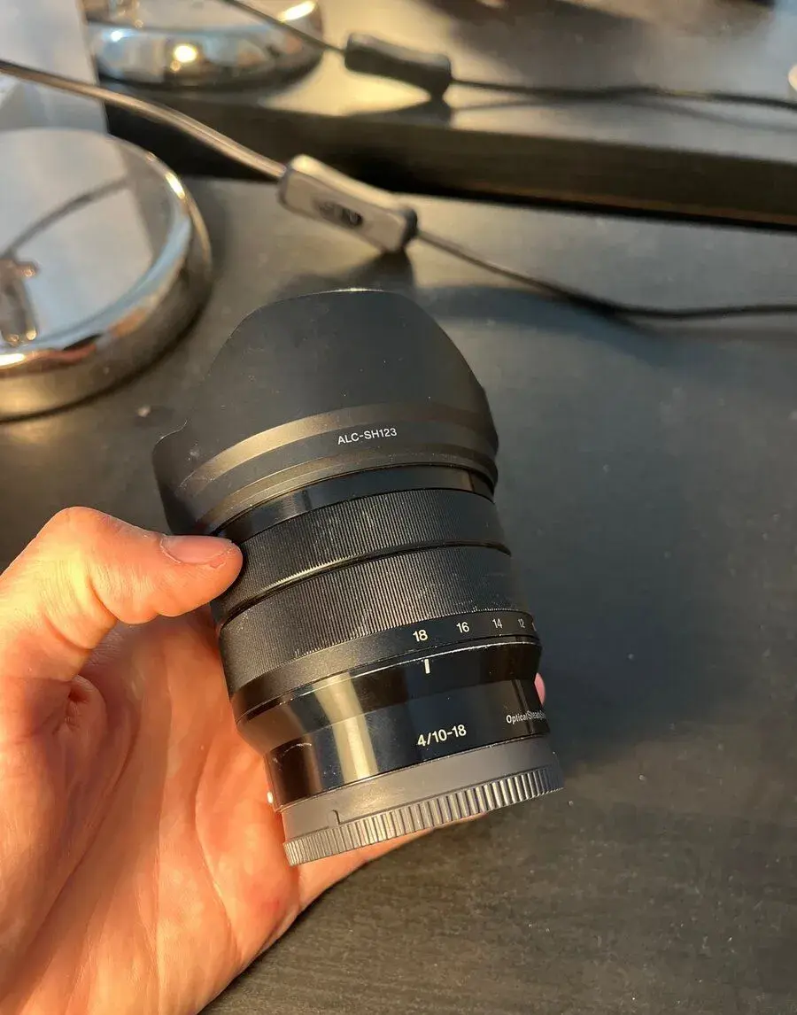 sony 10-18 mm f4 OSS (sony e)
