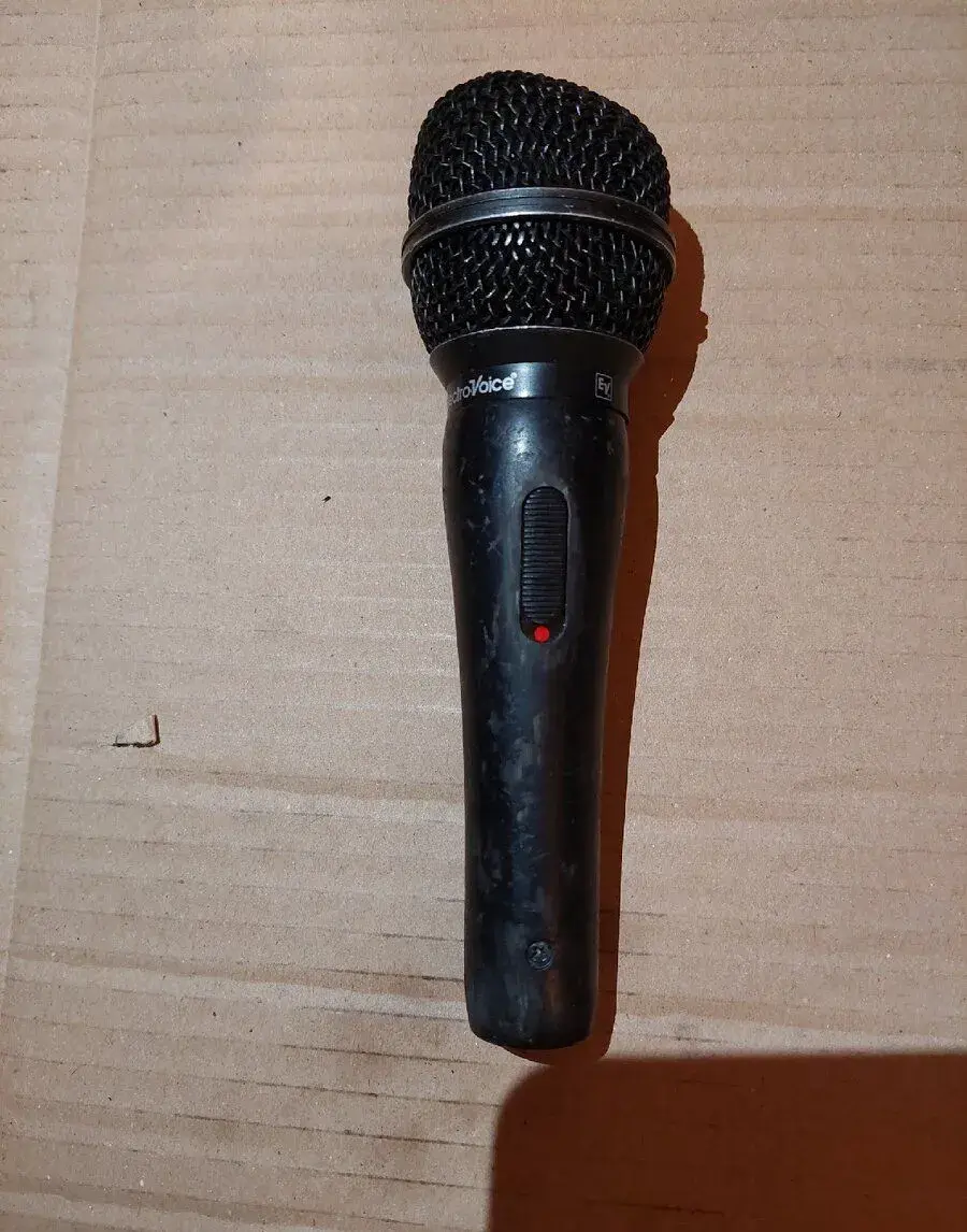 Mikrofon ElectroVoice mc 150
