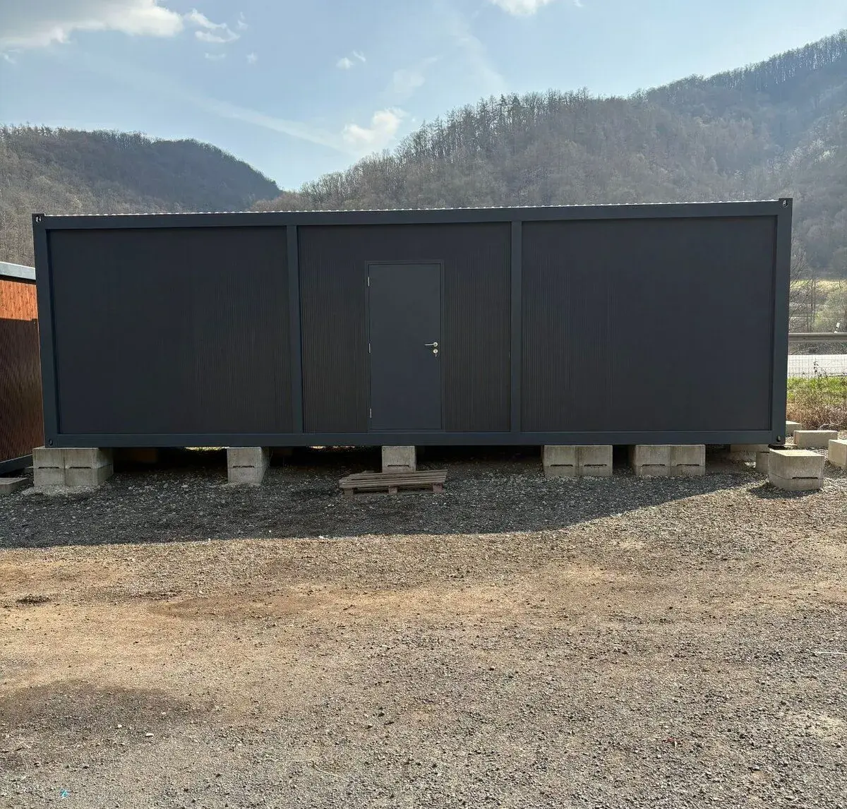 Kancelářský kontejner PMP 3x9m