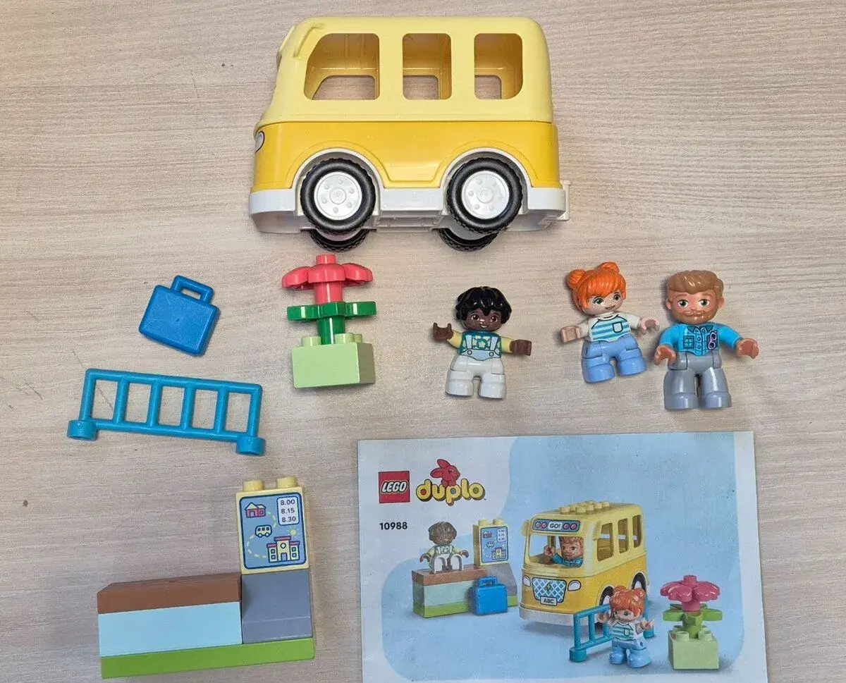 10988 LEGO Duplo - Cesta autobusem