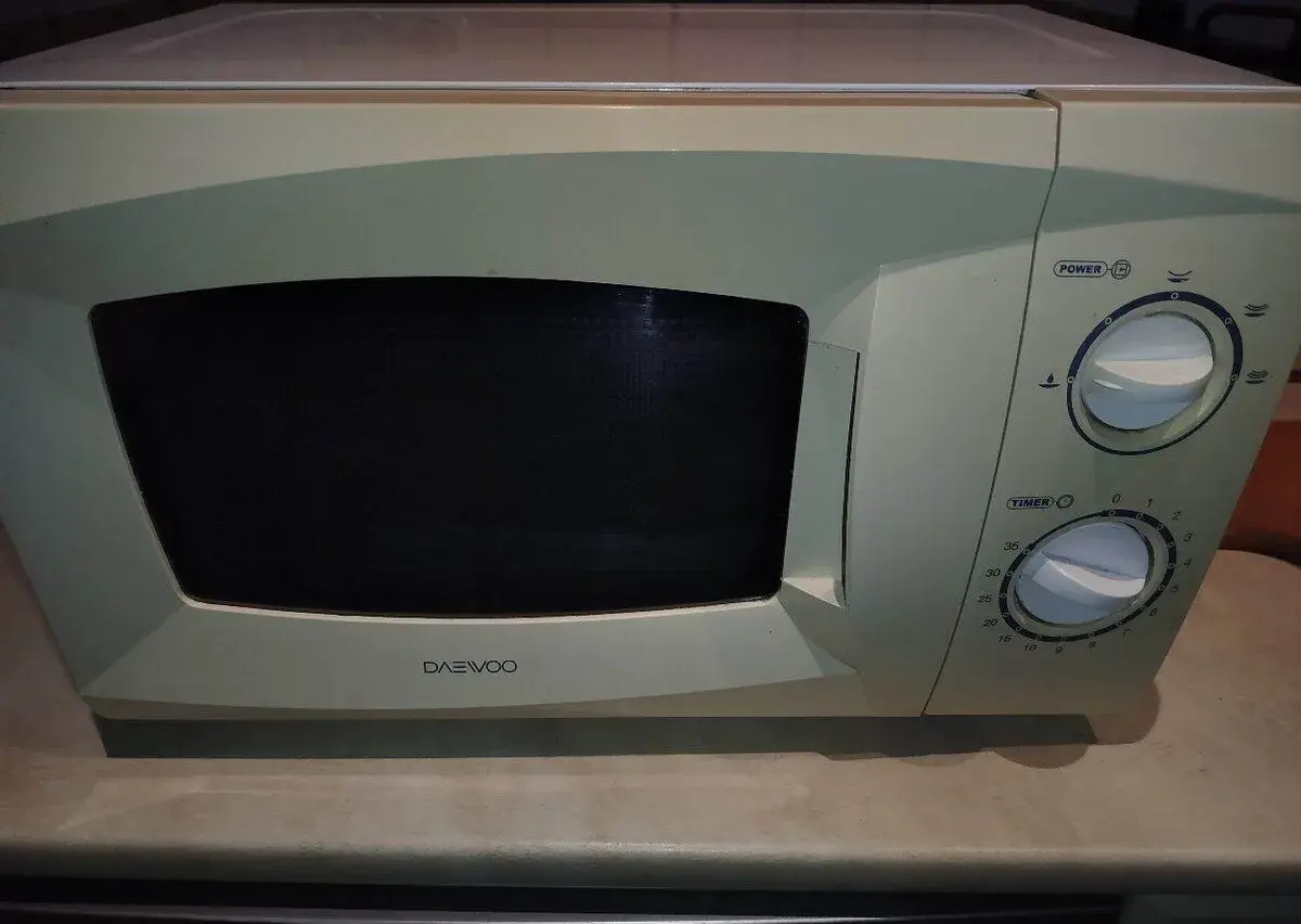 mikrovlnná trouba Daewoo