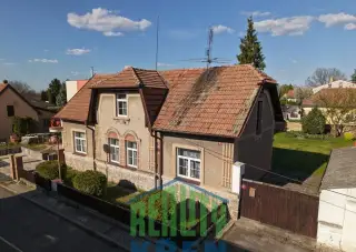 Prodej rodinného domu 4+1, Dřevčice, Praha - východ