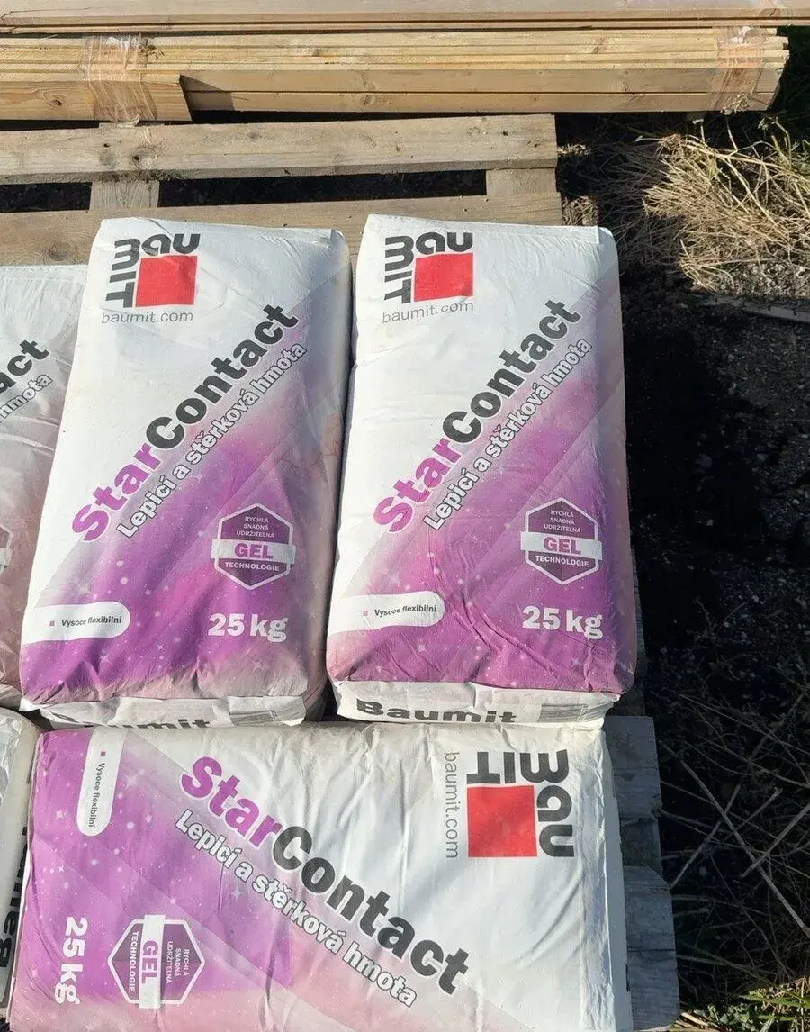 Baumit StarContact 25 kg – nové pytle, zbytek ze stavby