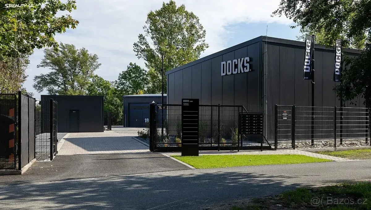 Pronájem komerčního, obchodního, skladového prostoru 35m²