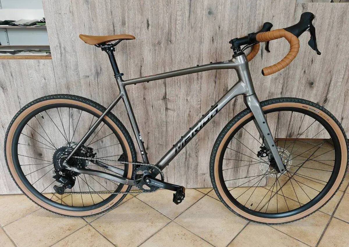 Gravel Merida SILEX 200