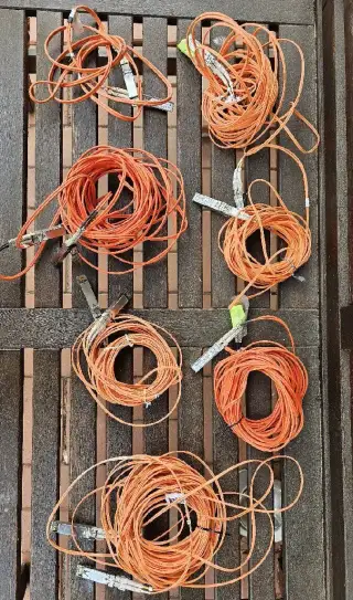 Opticky kabel ruzne delky s metalikou