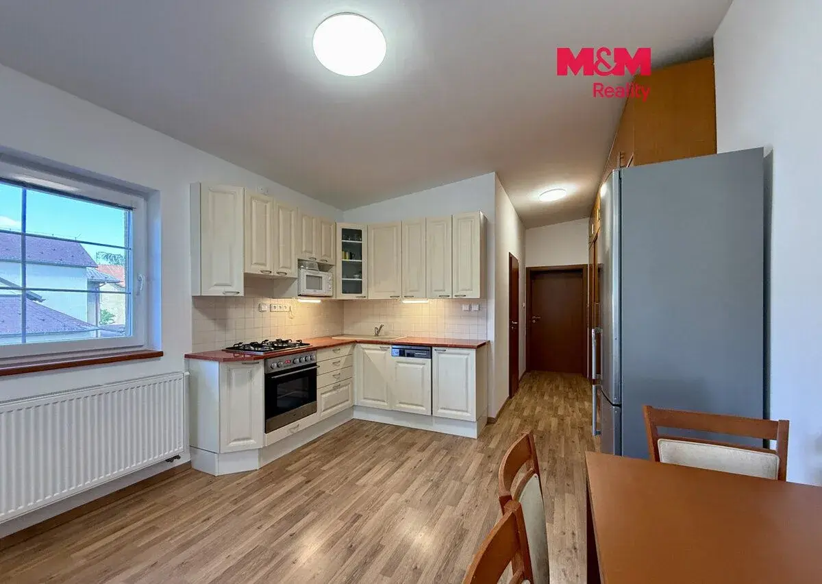 Pronájem bytu 1+kk, 42 m², Kladno, ul. Rooseveltova