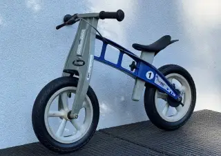 First bike SERVIS tmavě modrý